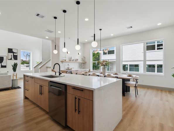 2943 Delafield Street, Houston TX 77023