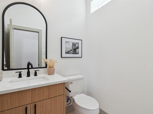 2943 Delafield Street, Houston TX 77023