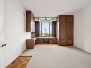 5555 Del Monte Drive 605, Houston TX 77056