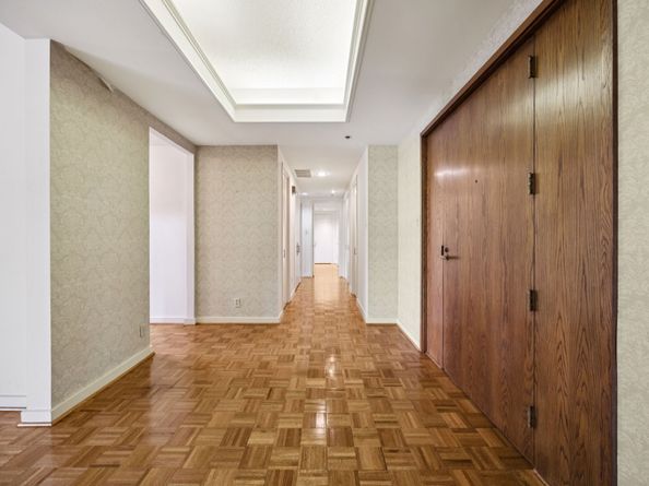 5555 Del Monte Drive 605, Houston TX 77056