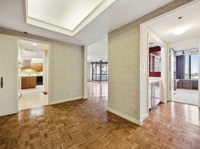 5555 Del Monte Drive 605, Houston TX 77056