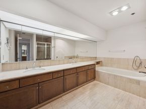 5555 Del Monte Drive 605, Houston TX 77056