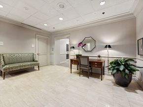 5555 Del Monte Drive 605, Houston TX 77056