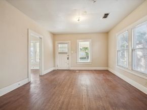 1103 W Cottage Street, Houston TX 77009