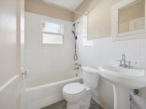 1103 W Cottage Street, Houston TX 77009