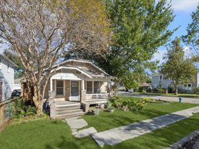 1103 W Cottage Street, Houston TX 77009