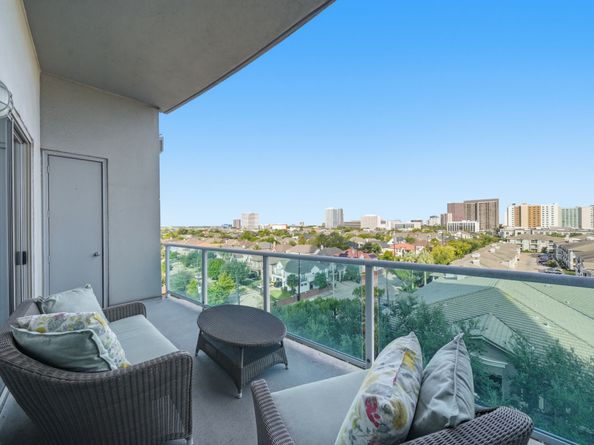 3388 Sage Road 601, Houston TX 77056