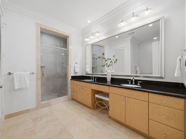 3388 Sage Road 601, Houston TX 77056