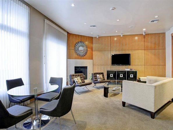 3388 Sage Road 601, Houston TX 77056