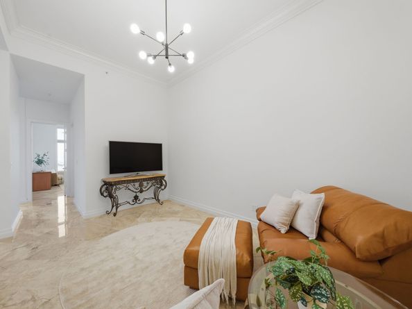 3388 Sage Road 601, Houston TX 77056