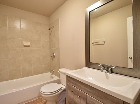 6634 Tuskegee St Street, Houston TX 77091