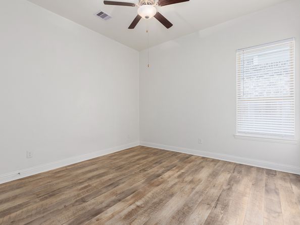 19276 Yellow Chestnut Lane, New Caney TX 77357