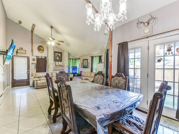 13703 Vickston Lane, Houston TX 77014