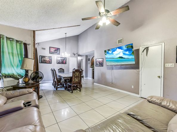 13703 Vickston Lane, Houston TX 77014