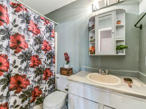 13703 Vickston Lane, Houston TX 77014