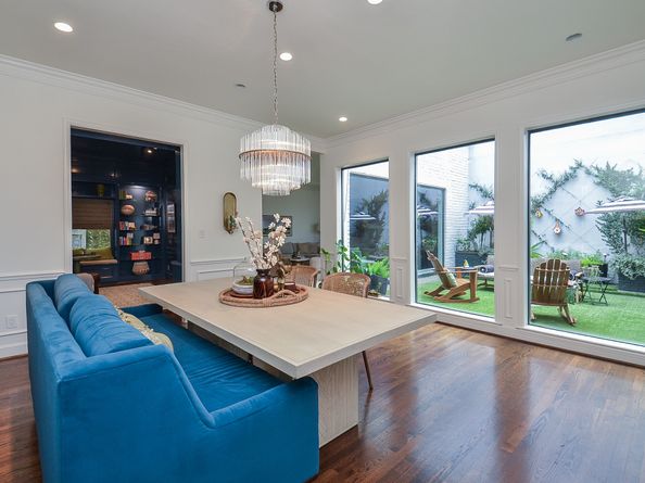 987 S Post Oak Lane, Houston TX 77056