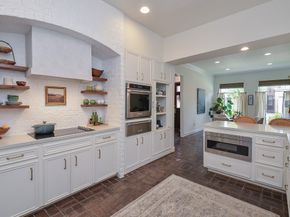 987 S Post Oak Lane, Houston TX 77056