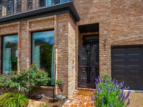 987 S Post Oak Lane, Houston TX 77056