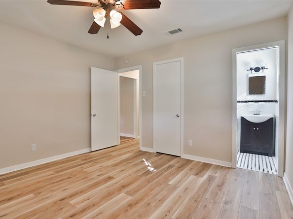 614 Kyle Street, Sugar Land TX 77478