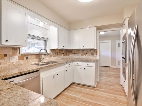 614 Kyle Street, Sugar Land TX 77478