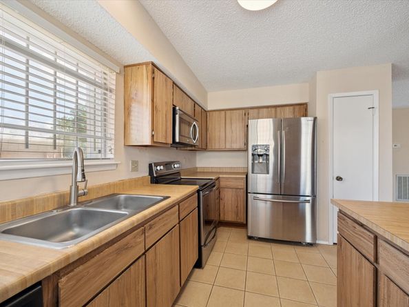 6202 W Airport Boulevard, Houston TX 77035