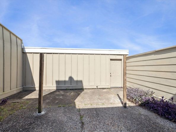 6202 W Airport Boulevard, Houston TX 77035