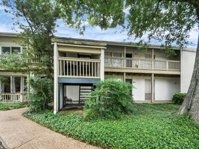 2100 Tanglewilde Street 312, Houston TX 77063