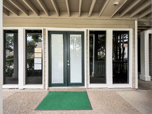 2100 Tanglewilde Street 312, Houston TX 77063