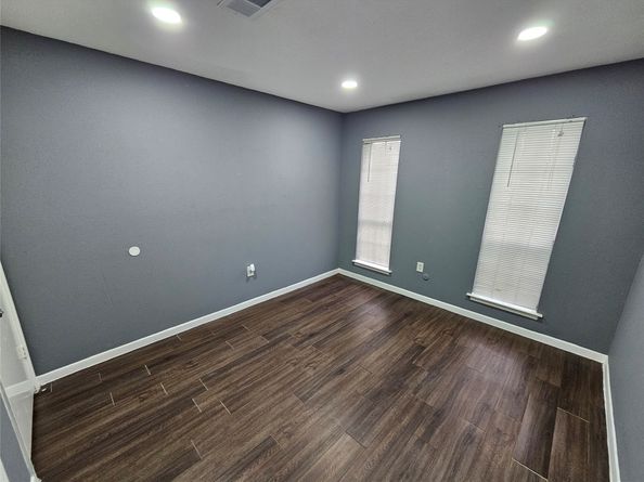 5031 Whispering Falls Drive, Houston TX 77084