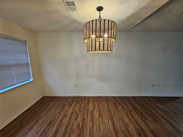 5031 Whispering Falls Drive, Houston TX 77084