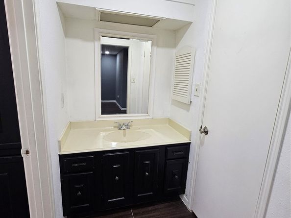 5031 Whispering Falls Drive, Houston TX 77084