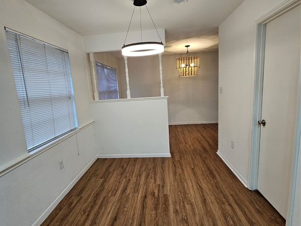 5031 Whispering Falls Drive, Houston TX 77084