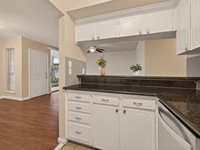 3400 Timmons Lane 31, Houston TX 77027