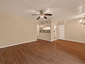 3400 Timmons Lane 31, Houston TX 77027