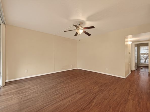 3400 Timmons Lane 31, Houston TX 77027