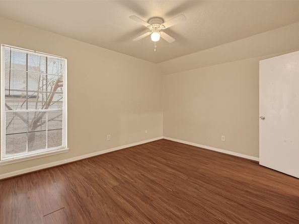 3400 Timmons Lane 31, Houston TX 77027