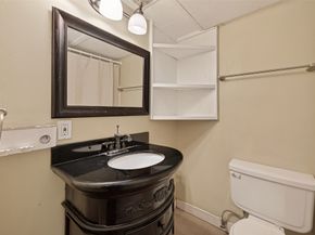 3400 Timmons Lane 31, Houston TX 77027