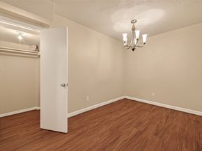 3400 Timmons Lane 31, Houston TX 77027