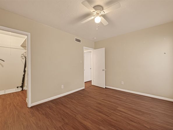 3400 Timmons Lane 31, Houston TX 77027