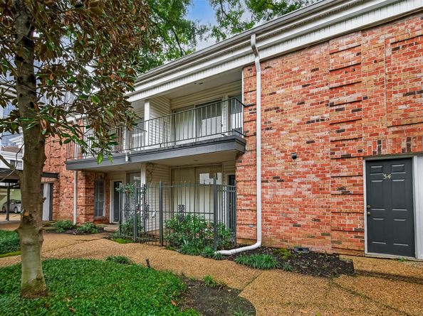 3400 Timmons Lane 31, Houston TX 77027