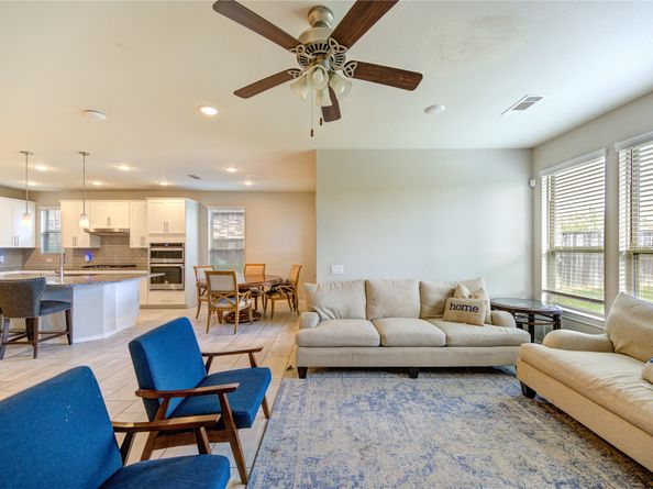 59 Pioneer Canyon Place, Tomball TX 77375