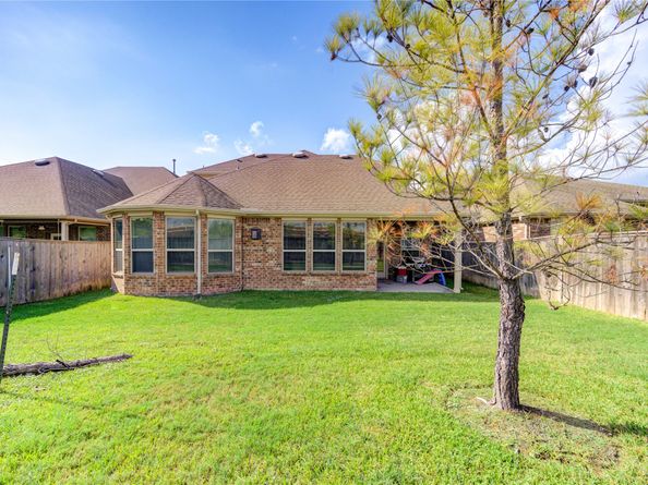 59 Pioneer Canyon Place, Tomball TX 77375