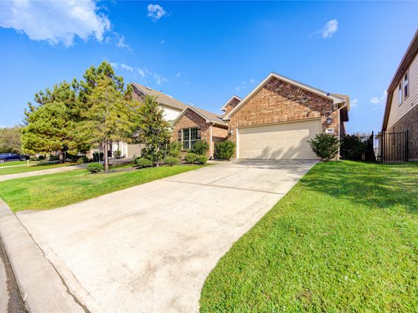 59 Pioneer Canyon Place, Tomball TX 77375