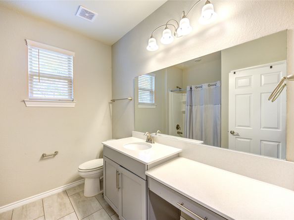 59 Pioneer Canyon Place, Tomball TX 77375