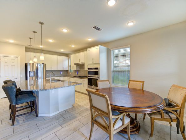 59 Pioneer Canyon Place, Tomball TX 77375