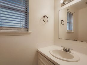 1411 Neptune Lane, Houston TX 77062