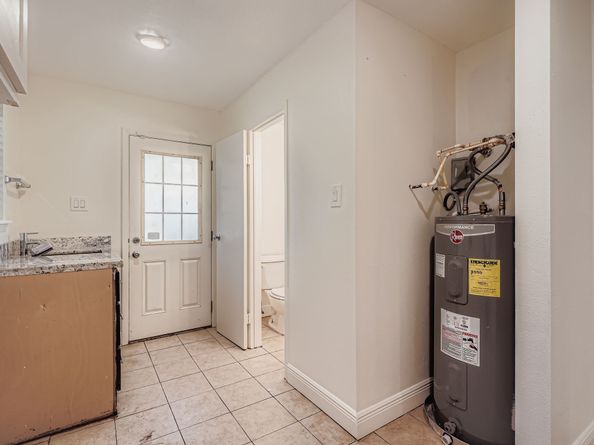 1411 Neptune Lane, Houston TX 77062