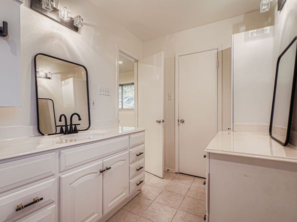 1411 Neptune Lane, Houston TX 77062