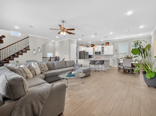 2013 Kirby Landing Drive, Houston TX 77051