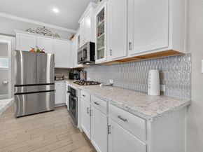 2013 Kirby Landing Drive, Houston TX 77051